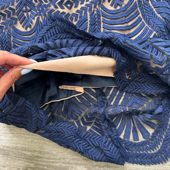 BARDOT Revolve Alice Dress Nacy Blue Tan MIDI Dress Size Small - Picture 7 of 13